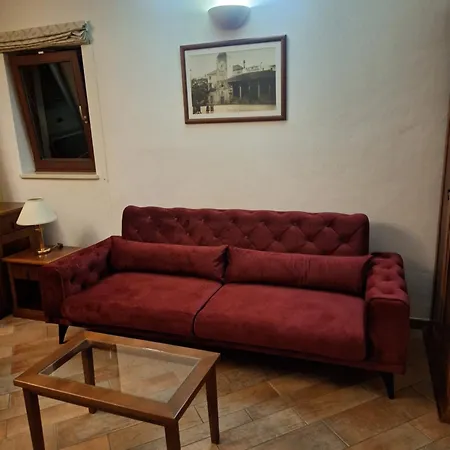 Konukevi Lavandula - Swimming Pool View