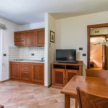 Lavandula - Swimming Pool View 4*