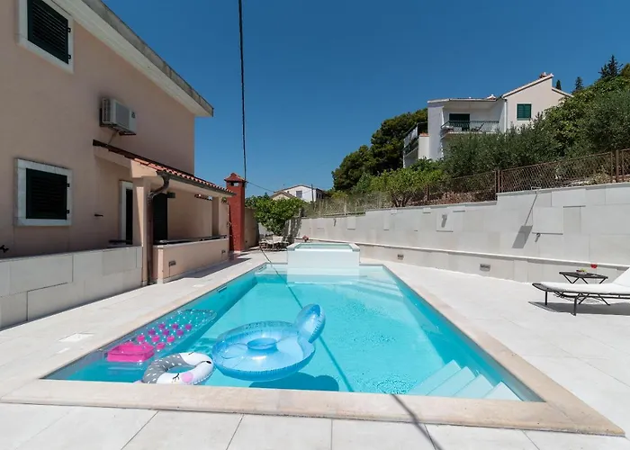 Apartment Villa Lavandula - Swimming Pool View Pensionat Trogir