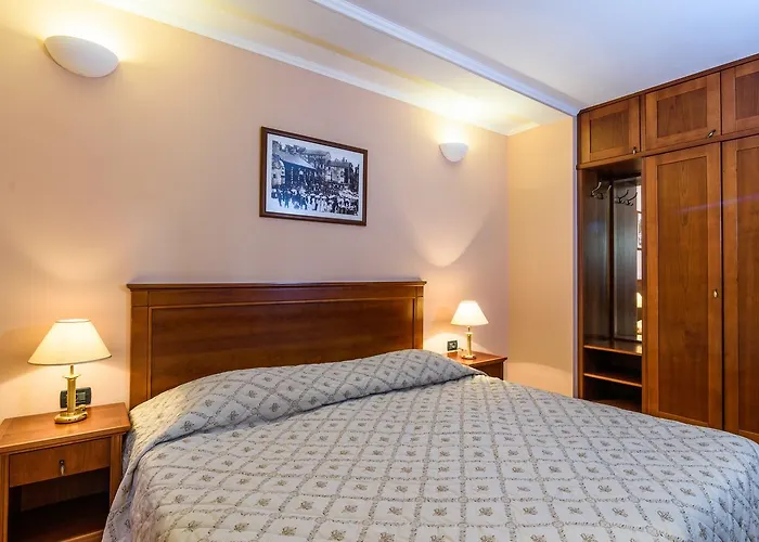 Apartment Villa Lavandula - Swimming Pool View