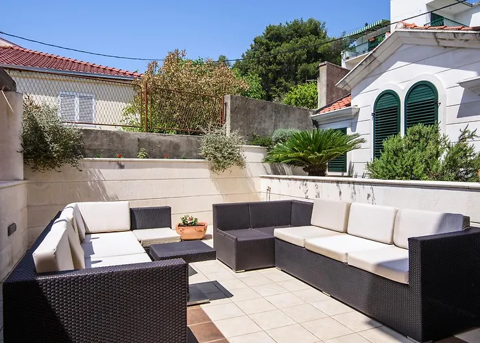 Apartment Villa Lavandula - Swimming Pool View Pensionat